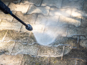 Which Pressure Washer Is Better for You: Hot Water or Cold Water?